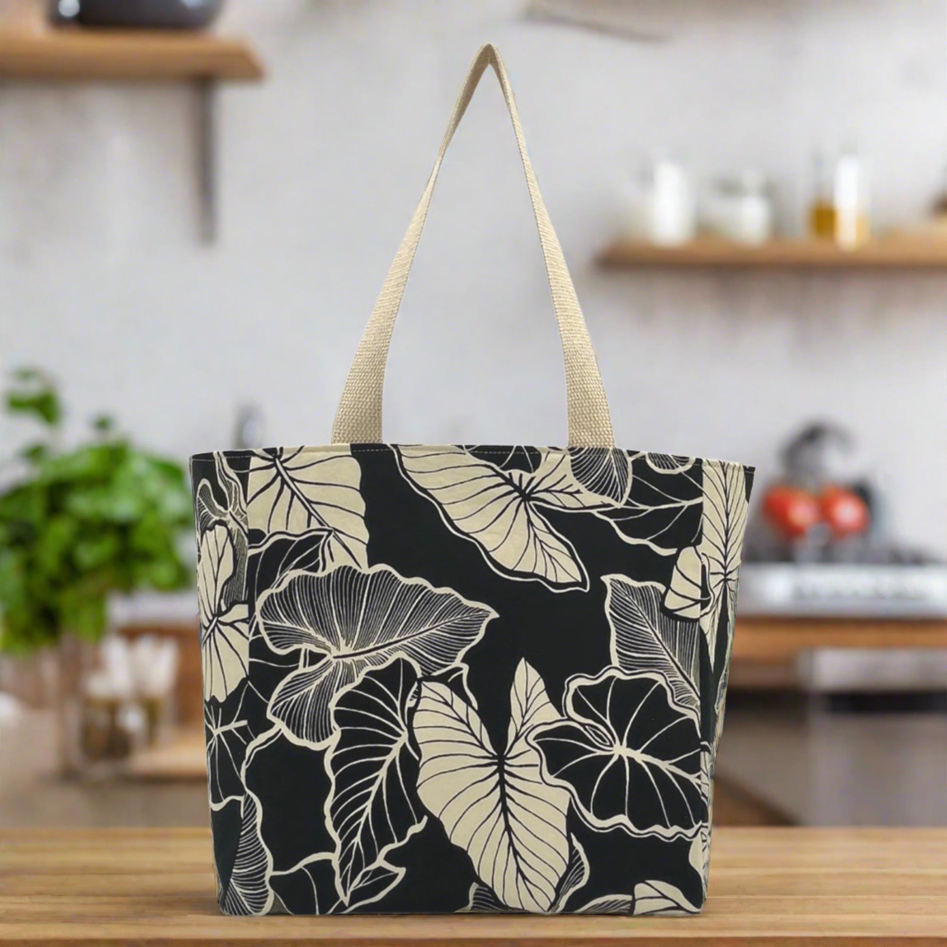 Market Square Totes | Lori April 